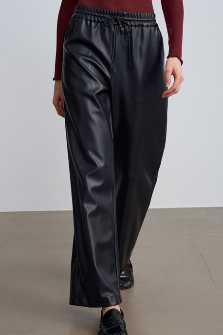 Damenweite Kunstlederhose - Image 3