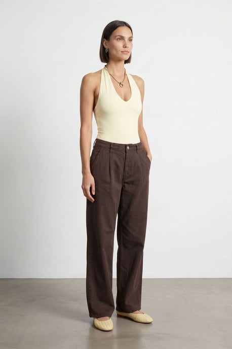 Hosen mit weitem Bein und Falten in Mittlerer Taille - Image 4