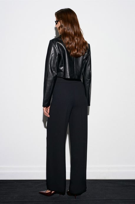 Hoch taillierte weite Crepe-Hosen - Image 2