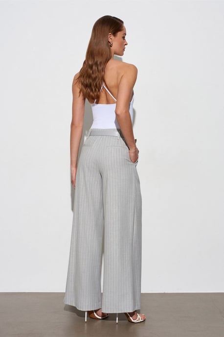 Gestreifte weite plissierte Hosen - Image 2