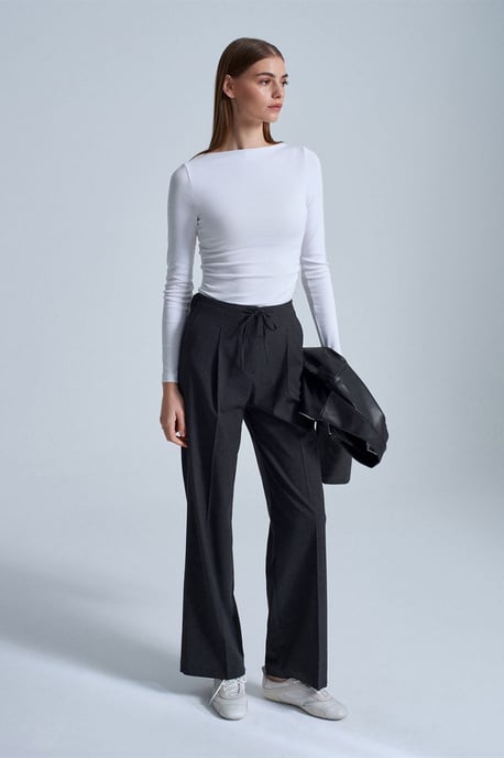 Weite Crepe-Hose mit Kordelzug - Image 2