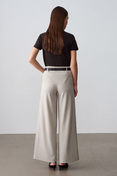 Gestreifte weite plissierte Hosen - Image 2