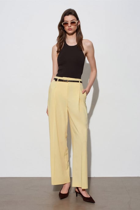 Damen Weitbeinige Crepe-Hose mit Gürtel - Image 2
