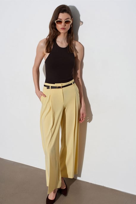 Damen Weitbeinige Crepe-Hose mit Gürtel - Image 5