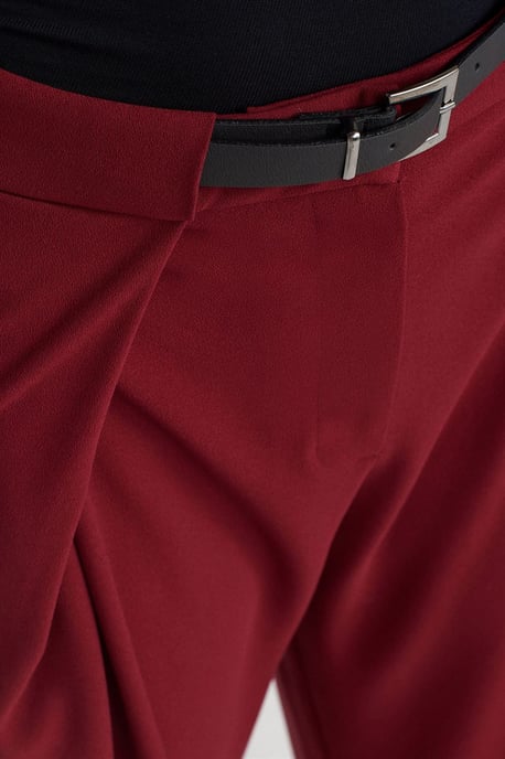 Frauen weite Crepe-Hose mit Gürtel - Image 4