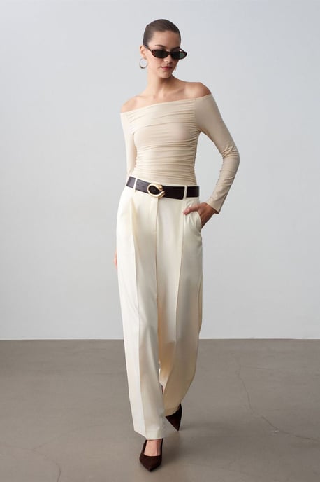 Hochtaillierte weite Crepe-Hose - Image 5