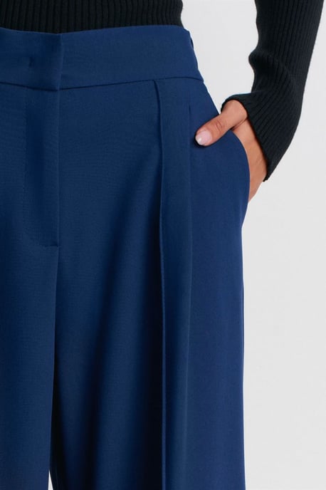 Hochtaillierte weit geschnittene Faltenhose - Image 4