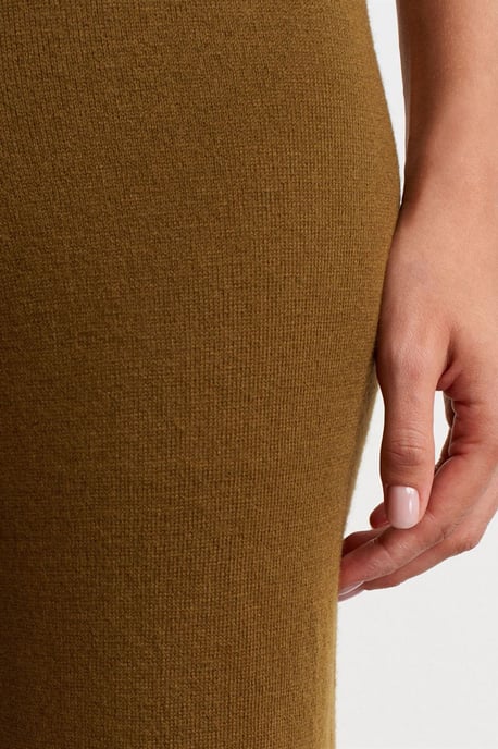 Frauenweite Lurex-Strickhose - Image 4