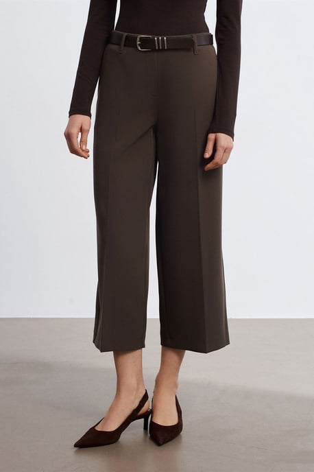 Hochtaillierte, mit Gürtel versehenen Crepe-Culottes - Image 3