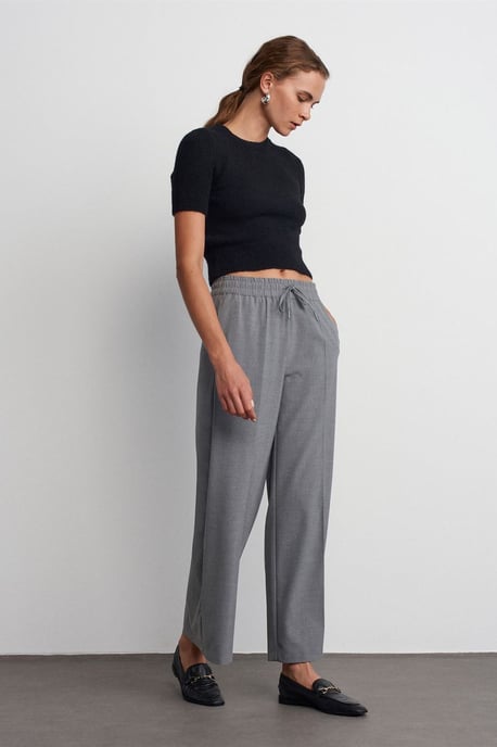 Weite Crepe-Hosen mit Kordelzugbund - Image 1