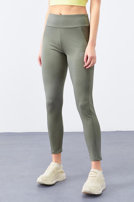 Hoch taillierte Slim-Fit Leggings - Image 6