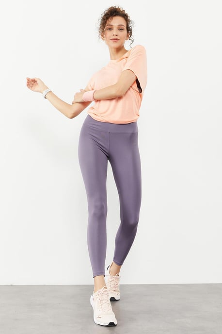 Hochtaillierte Slim-Fit Leggings - Image 6