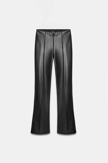 Hochtaillierte Leggings aus Kunstleder mit ausgestelltem Bein - Image 5