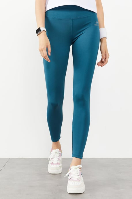 Hochtaillierte Slim-Fit Leggings - Image 5
