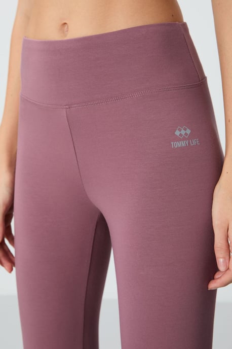 Hochtaillierte Capri-Leggings - Image 3