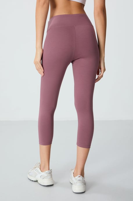 Hochtaillierte Capri-Leggings - Image 5