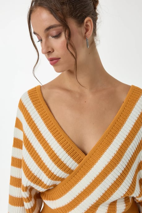 Gestreifter Kreuzhals-Pullover - Image 5