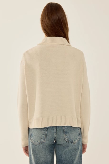 Knopfkragen Sweater in lässiger Passform - Image 4