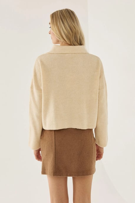 Lässiger Pullover mit Hemdkragen - Image 4