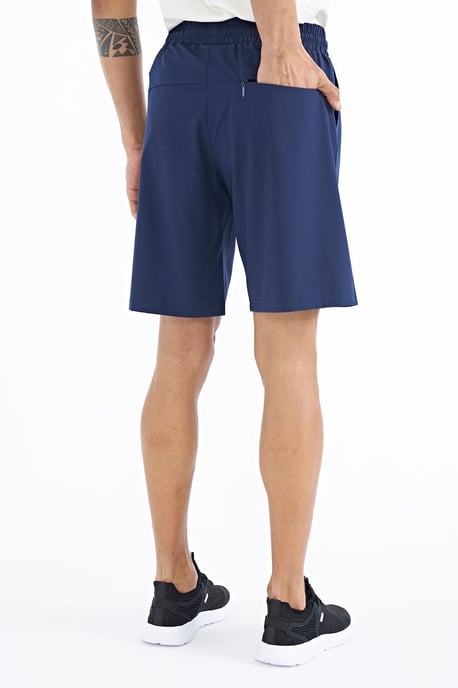 Herren Regular-Fit weiter Bein Shorts - Image 6