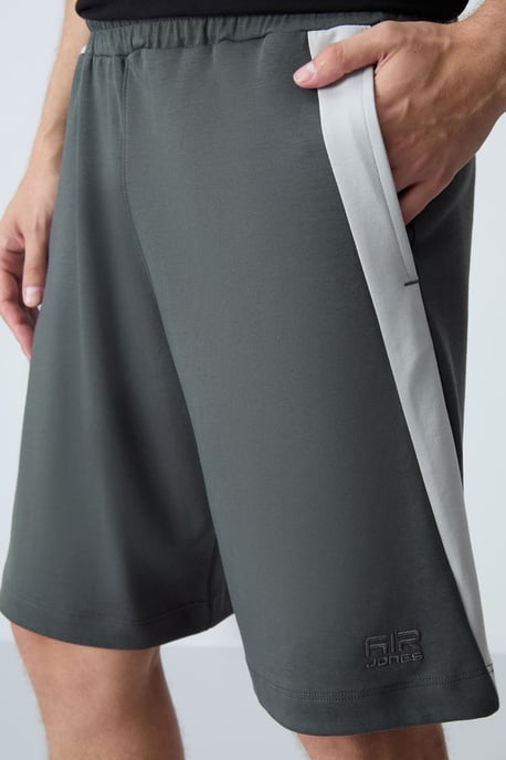 Herren Sweatshorts aus Baumwollmix - Image 4