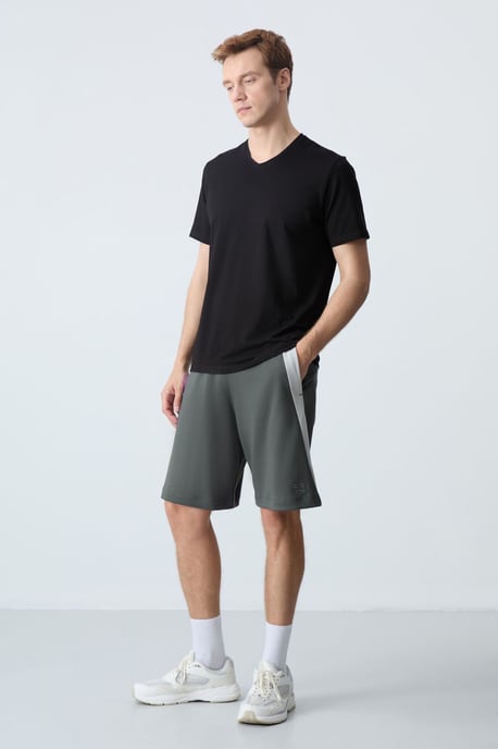 Herren Sweatshorts aus Baumwollmix - Image 6