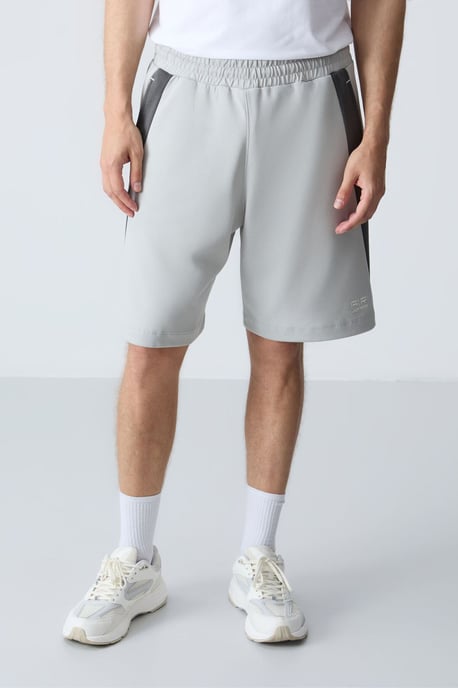 Herren Sweatshorts aus Baumwollmischung - Image 1