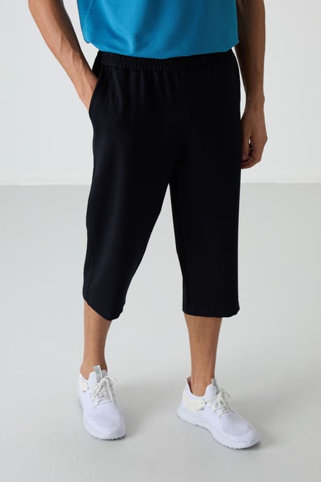 Herren Capri Shorts mit weitem Bein in Mittelhöhe - Image 4