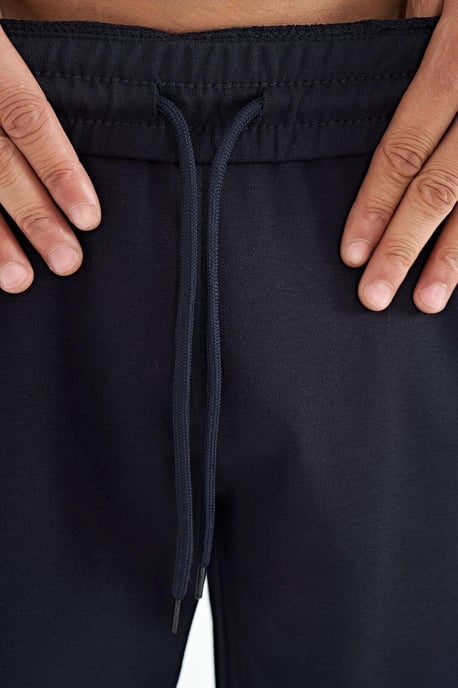 Herren Sweatshorts zum Hineinschlüpfen - Image 5
