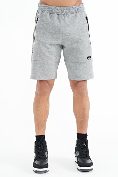 Herren Sweatshorts aus solidem Strick - Image 1