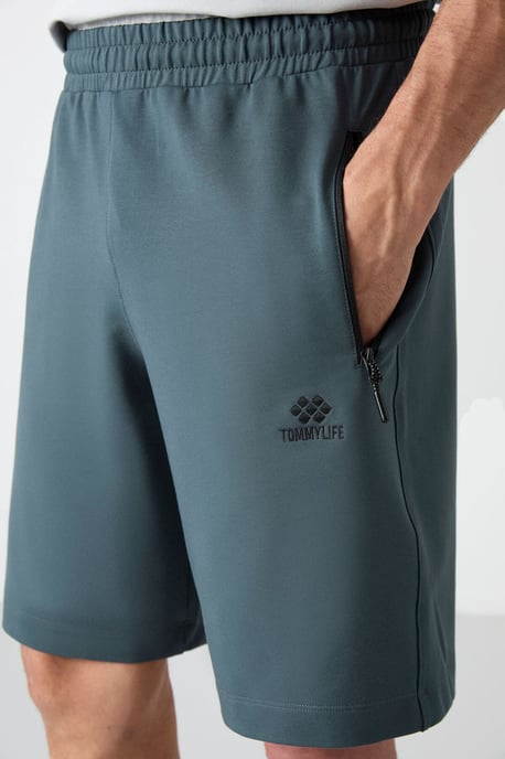 Herren Sweat-Shorts in regulärer Passform aus Strick - Image 5