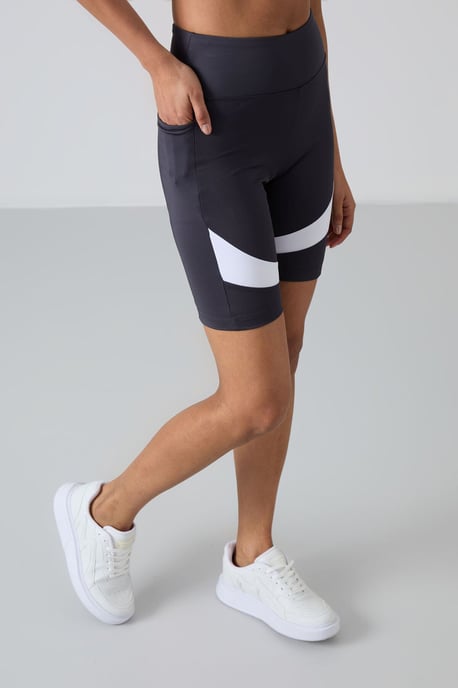Hochtaillierte kurze Sportleggings - Image 5