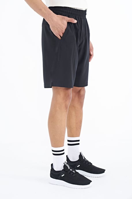 Herren Regular-Fit Weite Shorts - Image 4