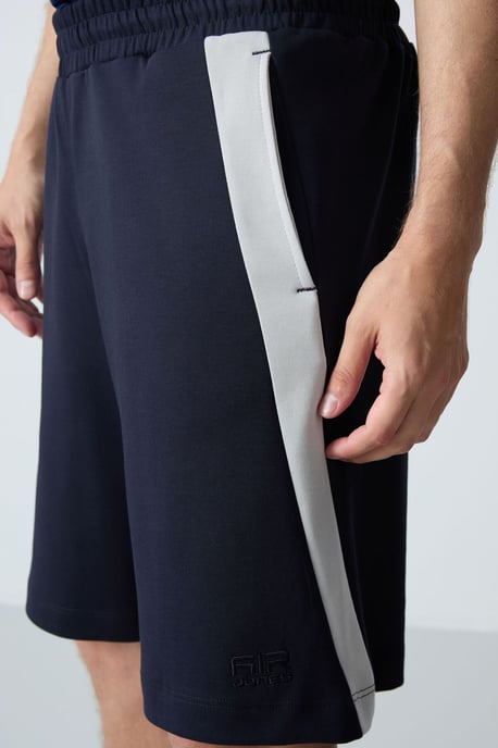 Herren Sweatshorts aus Baumwollmix - Image 3