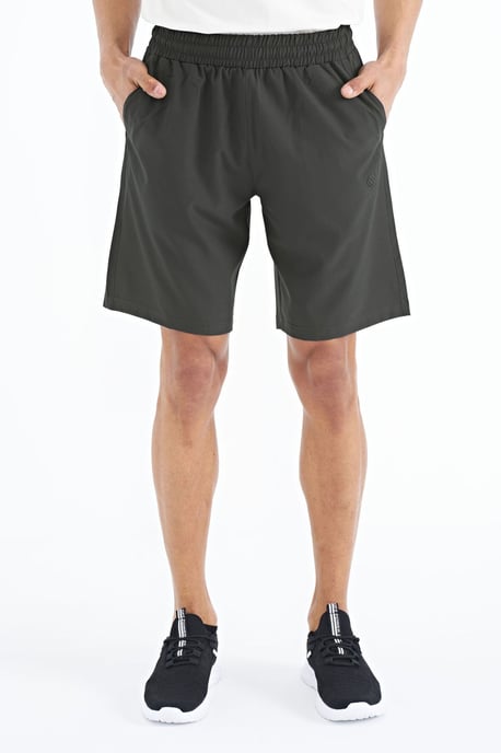 Herren Regular-Fit Shorts mit weiter Beinform - Image 2