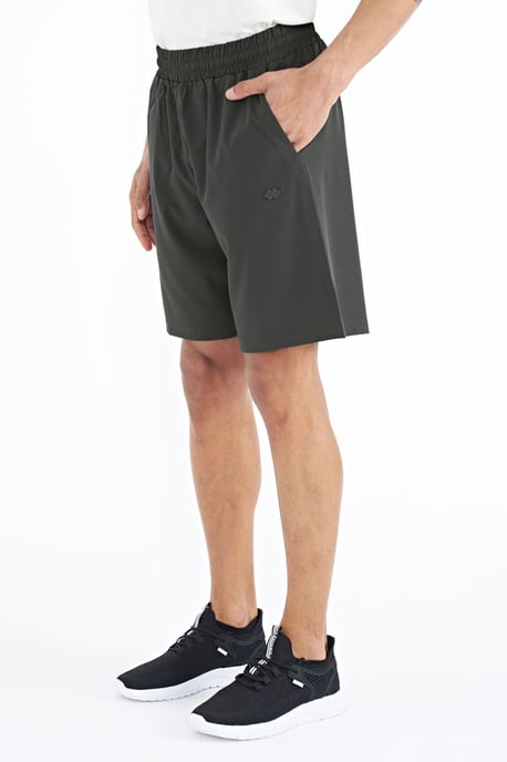 Herren Regular-Fit Shorts mit weiter Beinform - Image 4