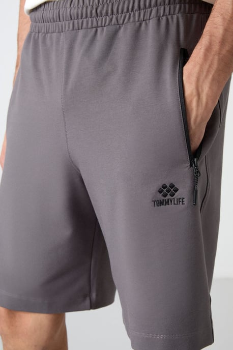 Herren Sweatshorts in Regular Fit aus Strick - Image 4
