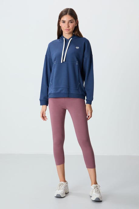 Hochtaillierte Capri-Sportleggings - Image 4