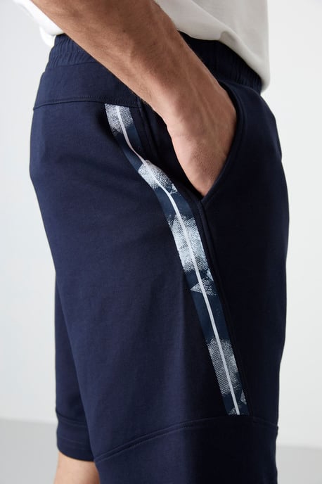 Herren Sweatshorts zum Hineinschlüpfen - Image 3