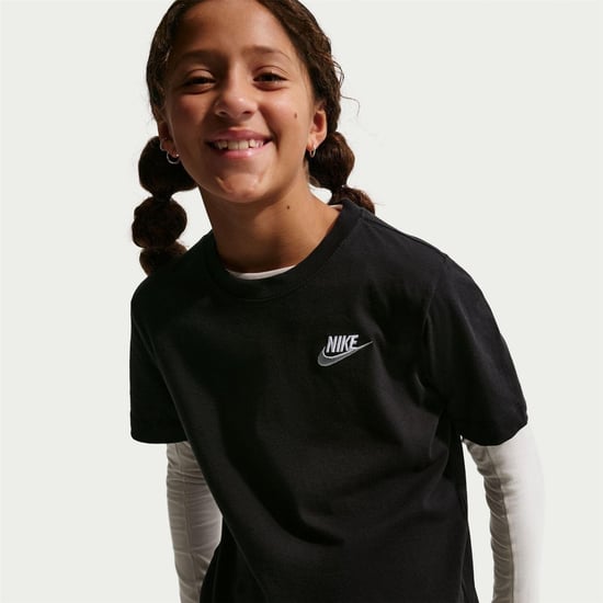Nike - "Futura" T-Shirt für Kinder, Regulär (Schwarz/Weiß) - Image 3