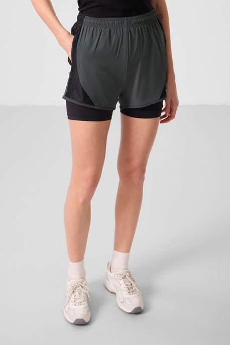 Damen Mini-Shorts mit Gummizug - Image 4