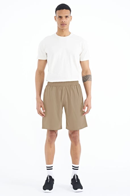Herren Regular-Fit Weite Shorts - Image 1