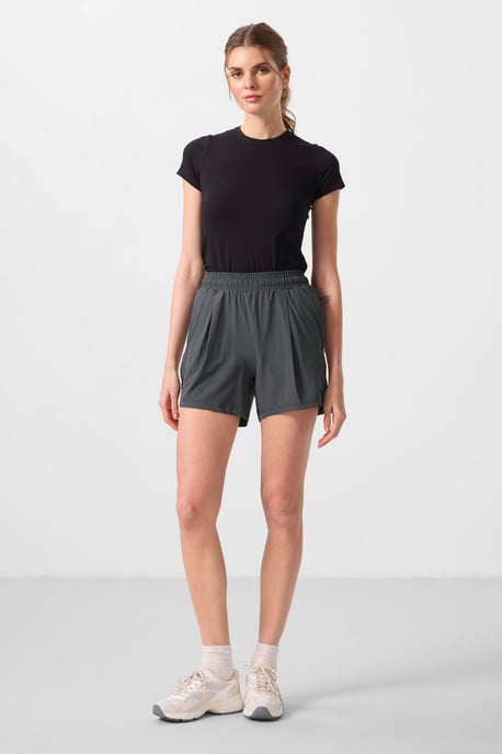 Hochtaillierte Strickshorts - Image 2