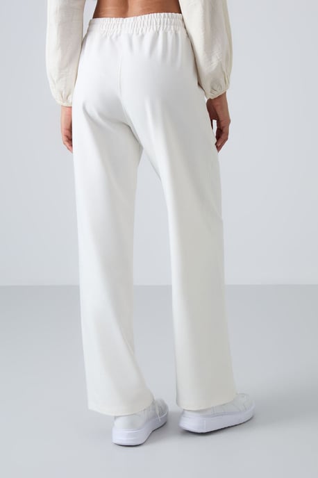 Weite Pull-On Sweatpants - Image 5