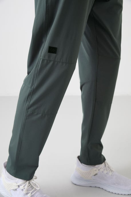 Herren einfarbige Sweatpants mit Gummibund - Image 4