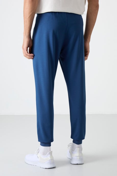Herren Einfarbige Sweatpants mit Reißverschlusstasche - Image 6