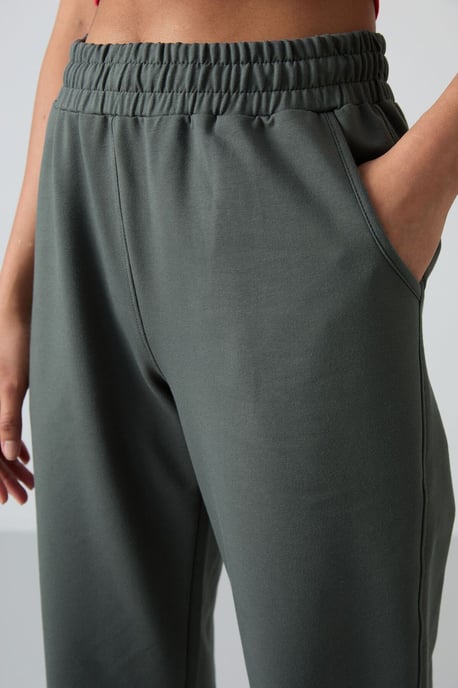 Damen Hochbundige Relaxed Fleece Jogginghosen - Image 4