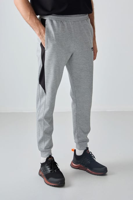 Herren Fleece-Sweatpants in normaler Passform - Image 4