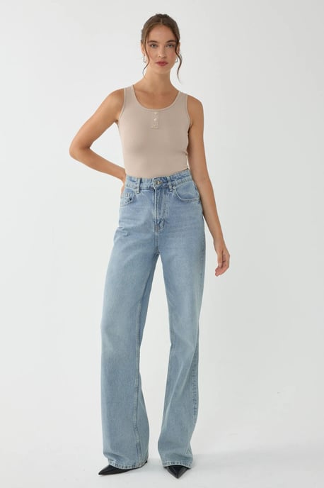 Basic-Button-Detailiert Cropped Top - Image 6