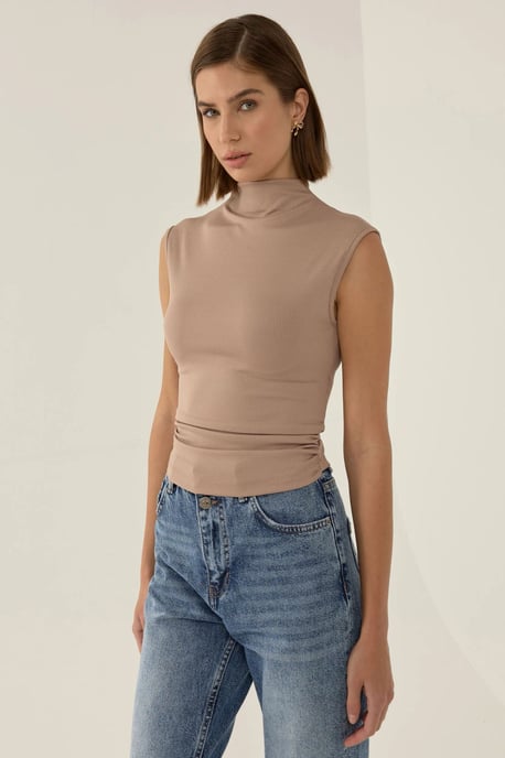 Faltenshirt mit halbem Rollkragen - Image 1